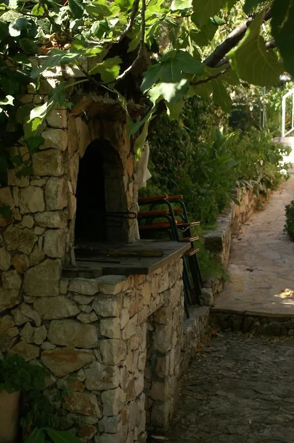 Apartments By The Sea Seget Vranjica, Trogir - 10438 Seget Donji