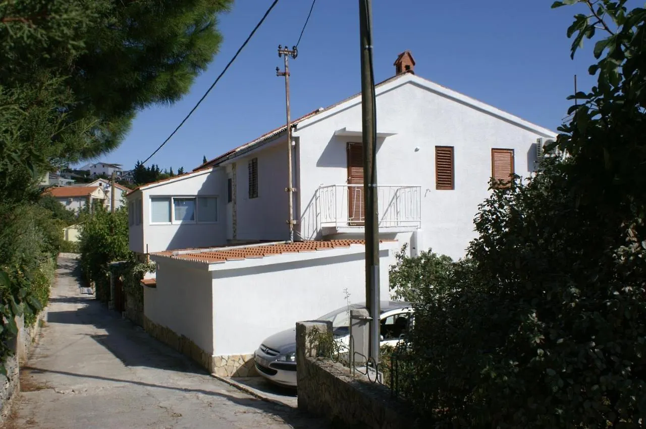 Apartments By The Sea Seget Vranjica, Trogir - 10438 Seget Donji
